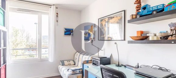 Apartamento de 4 dormitorios en Chatenay-Malabry, France No. 174162 10