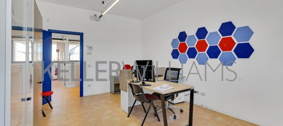 560m² Warehouse in Muggiò, Italy No. 338382 16