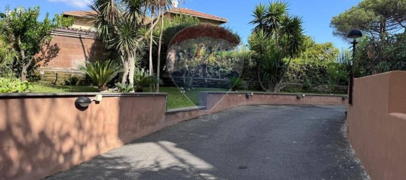 2 bedrooms Apartment in Rome, Italy No. 221049 4