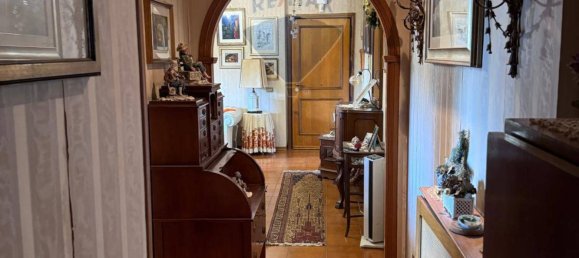 2 bedrooms Apartment in Rome, Italy No. 221049 13