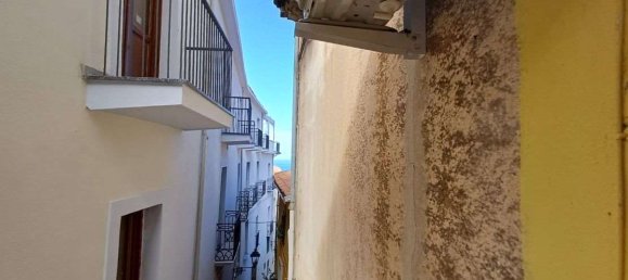 Квартира с 3 спальнями в Четраро, Италия № 332789 17