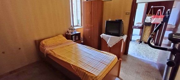 Квартира с 3 спальнями в Четраро, Италия № 332789 10