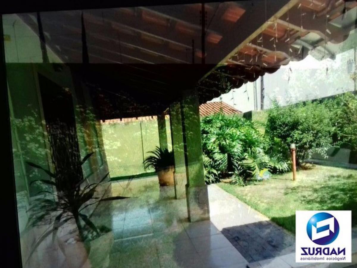 Дом с 5 спальнями в Сан-Паулу, Бразилия № 513665