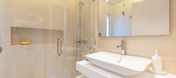 4 bedrooms Villa in Oeiras, Portugal No. 46524 4