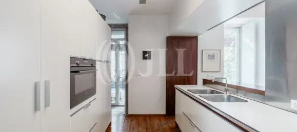 3 bedrooms Apartment in Lisbon, Portugal No. 88137 44