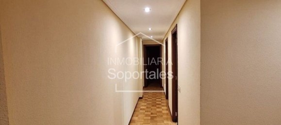 3 bedrooms Apartment in Logrono, Spain No. 154866 16