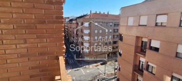 3 bedrooms Apartment in Logrono, Spain No. 154866 4