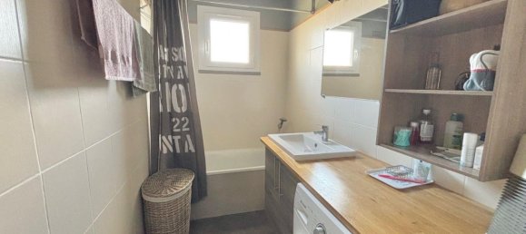 Квартира с 3 спальнями в Бурж, Франция № 46804 3