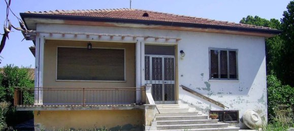 6 Schlafzimmer Villa in Castelbelforte, Italy, Nr. 82329 4