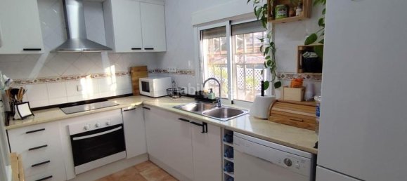 3 bedrooms House in Torrevieja, Spain No. 93695 5