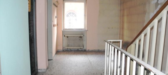 8 rooms Building in Bad Durkheim, Germany No. 164729 4