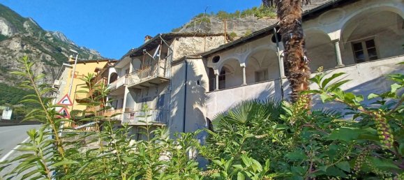 7 rooms Apartment in Donnas, Italy No. 277836 5