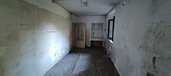 7 rooms Apartment in Donnas, Italy No. 277836 8