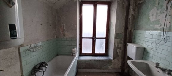 7 rooms Apartment in Donnas, Italy No. 277836 11