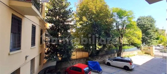 3 Schlafzimmer Wohnung in Modena, Italy, Nr. 323380 9