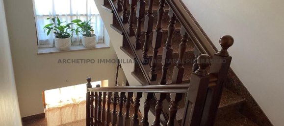 Дом с 8 комнатами в Гроттаммаре, Италия № 117677 20