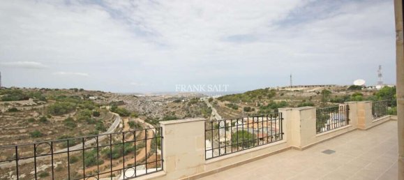 Penthouse T3 em Swieqi, Malta N.º 8696 5