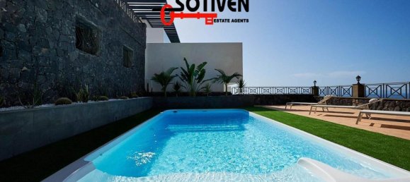 Casa de 4 dormitorios en Adeje, Spain No. 126328 3