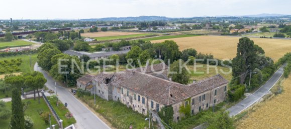 14 bedrooms Villa in Rimini, Italy No. 131392 2