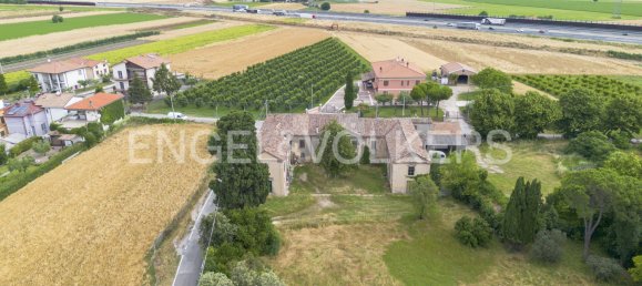 14 bedrooms Villa in Rimini, Italy No. 131392 3