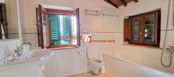 10-Zimmer Haus in Lucca, Italy, Nr. 95648 49