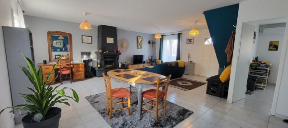 3 bedrooms House in Loches, France No. 253715 8