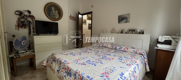 Квартира с 2 спальнями в Генуя, Италия № 354169 2