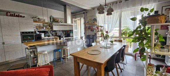 2 Schlafzimmer Wohnung in Oleggio, Italy, Nr. 262627 3