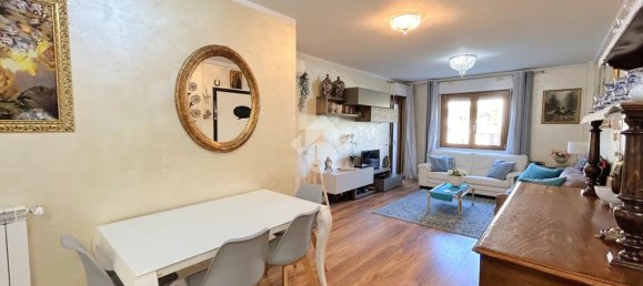 3 Schlafzimmer Wohnung in Montemurlo, Italy, Nr. 314443 8