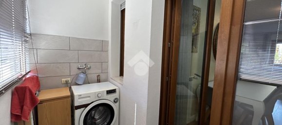 3 Schlafzimmer Wohnung in Montemurlo, Italy, Nr. 314443 14