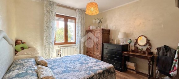 3 Schlafzimmer Wohnung in Montemurlo, Italy, Nr. 314443 16