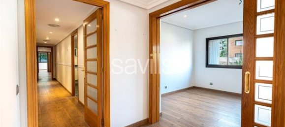 5 غرف نوم شقة في Barcelona, Spain رقم 182353 21