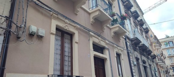 Apartamento de 2 dormitorios en Catania, Italy No. 84841 3