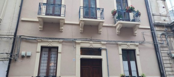 Apartamento de 2 dormitorios en Catania, Italy No. 84841 2