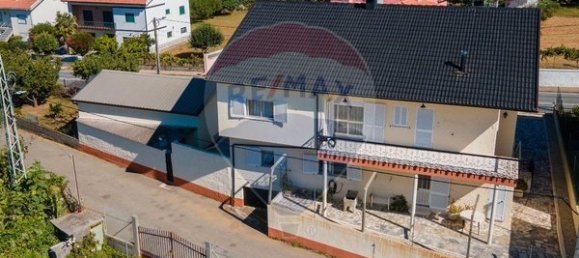 Casa de 3 dormitorios en Seia, Portugal No. 20000 12