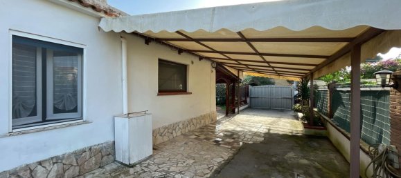 3 rooms Villa in Terracina, Italy No. 90205 2