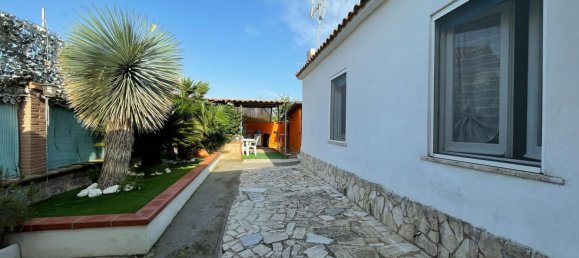 3 rooms Villa in Terracina, Italy No. 90205 3