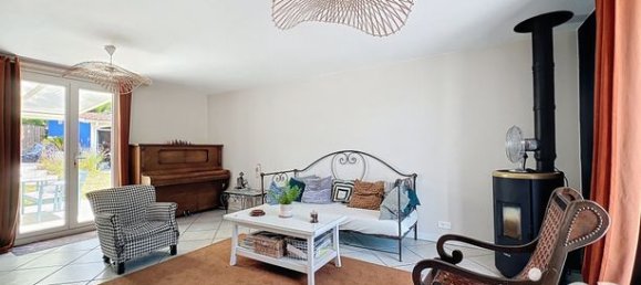 3 bedrooms House in Artigues-pres-Bordeaux, France No. 283450 3