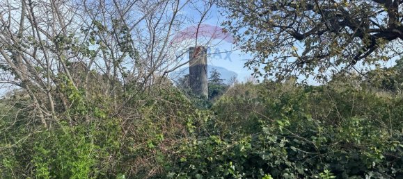 1 room Land in Valverde, Italy No. 136569 3