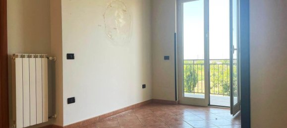 4 rooms Apartment in Santa Maria Capua Vetere, Italy No. 226899 6