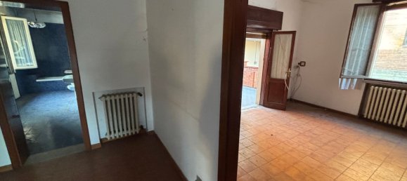 6غرفة منزل في Castellarano, Italy رقم 114556 42