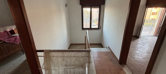 6غرفة منزل في Castellarano, Italy رقم 114556 24
