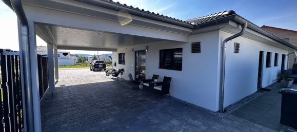 Bungalow de 3 dormitorios en Neustadt an der Waldnaab, Germany No. 211704 5