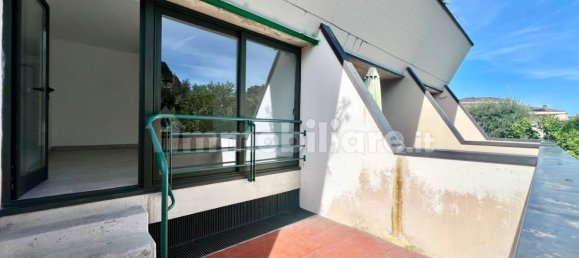 Apartamento T1 em Desenzano del Garda, Italy N.º 341932 10