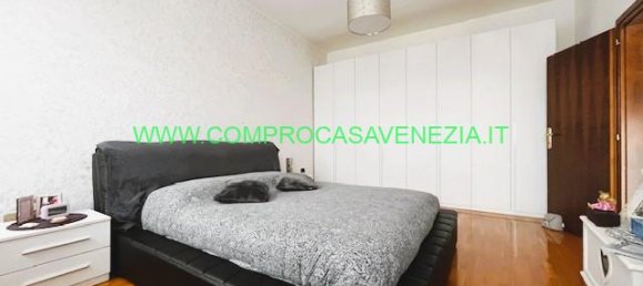 Villa de 6 habitaciónes en Venice, Italy No. 237431 48