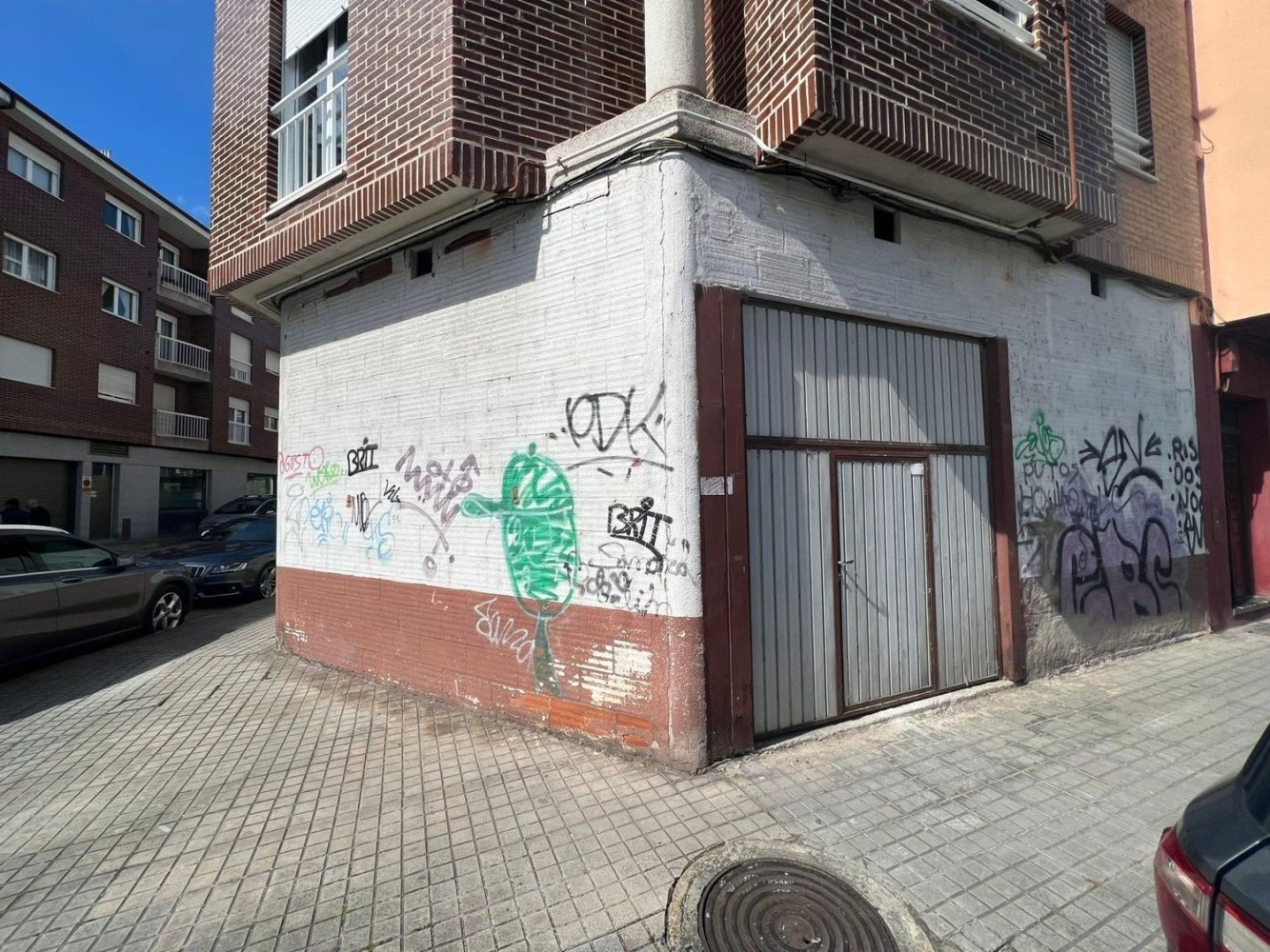 Gewerbliche Immobilie in Leon, Spain 95m², Nr. 75222