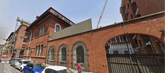 5 rooms Apartment in Turin, Italy No. 10354 13