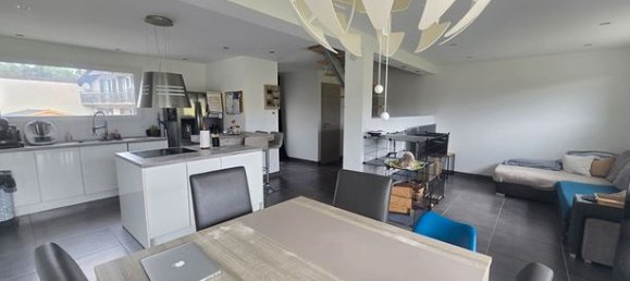 Дом с 3 спальнями в Ду, Франция № 301688 3