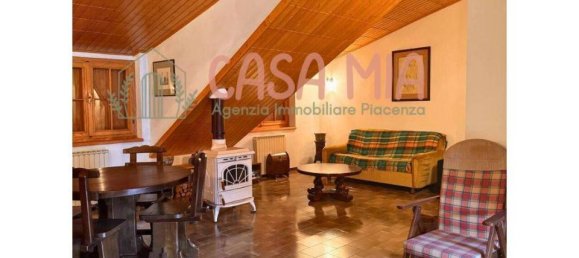 2-salle Appartement à Ferriere, Italy No. 102057 3