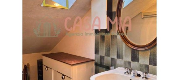2-salle Appartement à Ferriere, Italy No. 102057 16